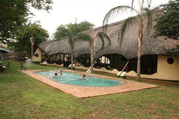 Adventure Lodge Victoria Falls Ngoại thất bức ảnh